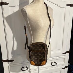 Louis Vuitton Monogram Brown Messenger Bag